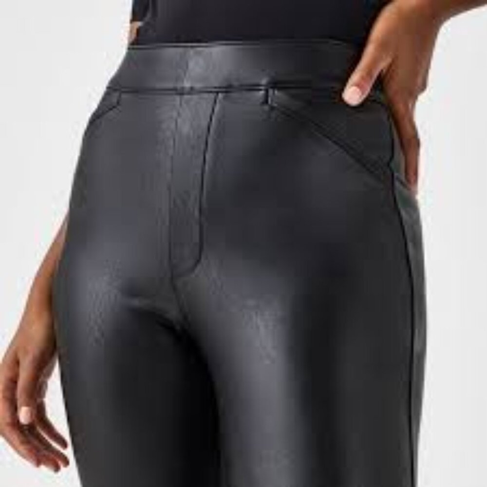 NWT Spanx Leather Like Black Luxe Flare Pants XS - Picture 4 of 9